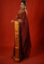 Agomoni / A Slub Cotton Saree