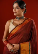 Agomoni / A Slub Cotton Saree - Image 4