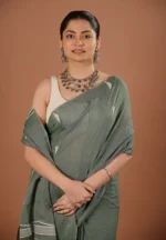 Bonolata / A Pure Bengal Handloom Cotton Jamdani Saree - Image 3